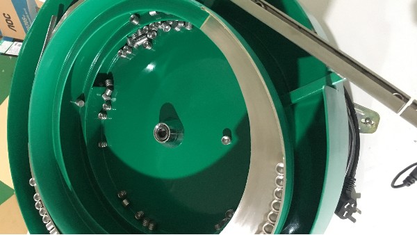 自動化檢測設備常見的上料方式有哪些?